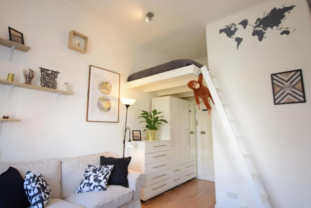 Stylish Studio Apartment Camden 런던 외부 사진